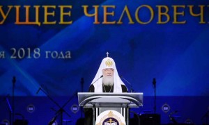 Патриарх Кирилл: Не следует противопоставлять защиту прав детей интересам семьи